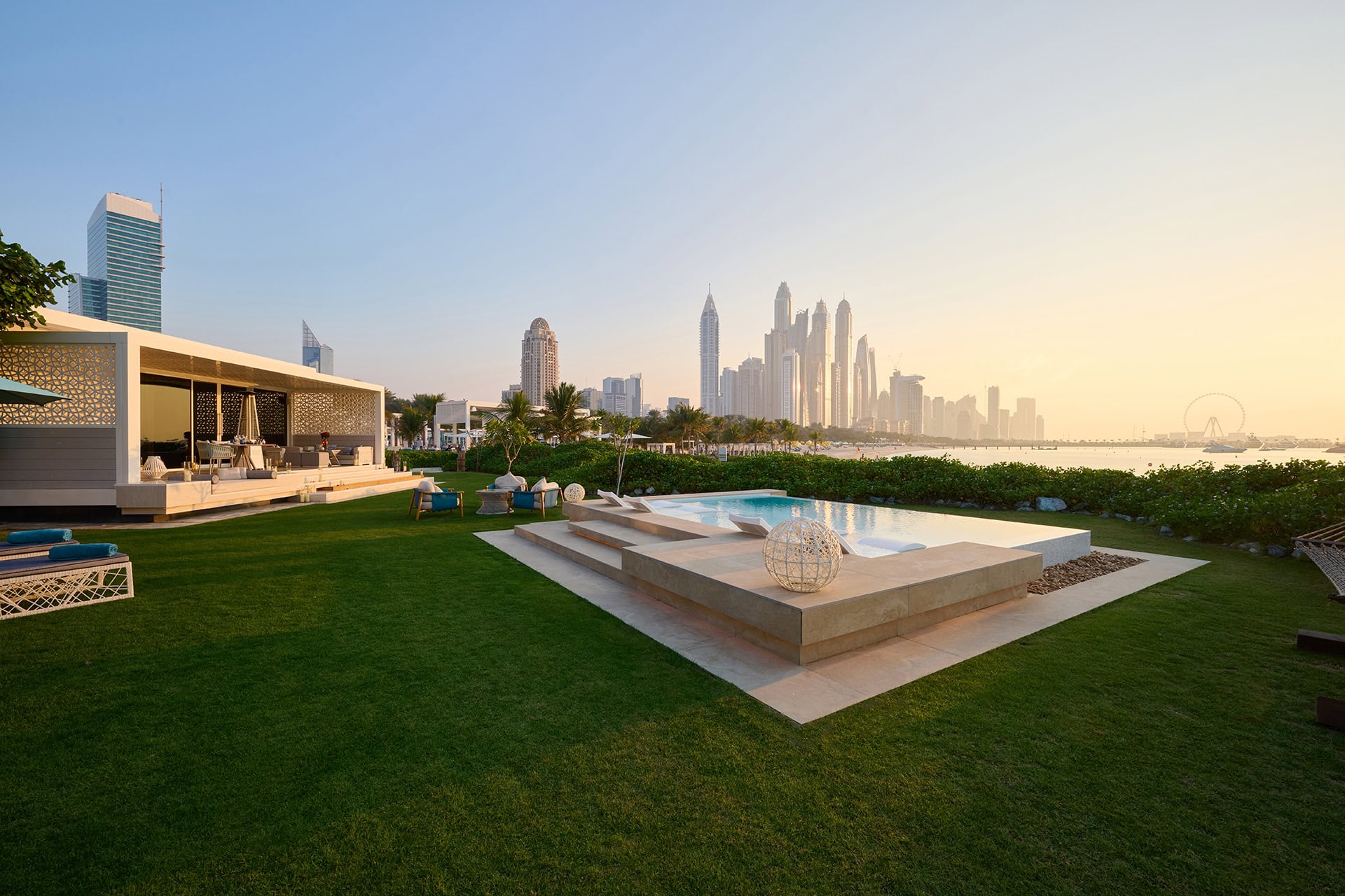 Book a Private Villa in Drift Pool Beach club.